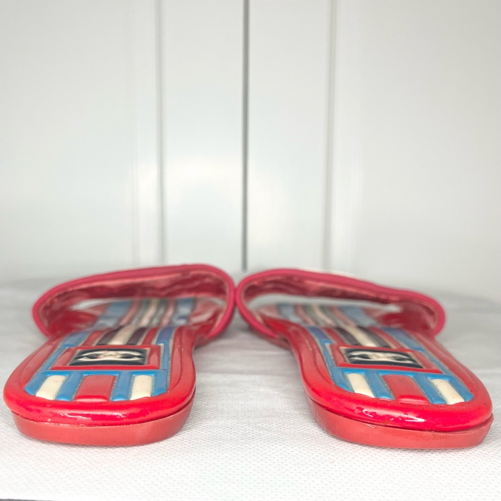 ⚡️CHANEL Red, Blue& White Rubber Flat Sandals - Picture 3 of 5
